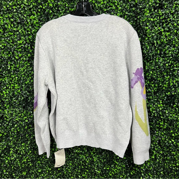 MOTF | Floral Sweater - Picture 12 of 12